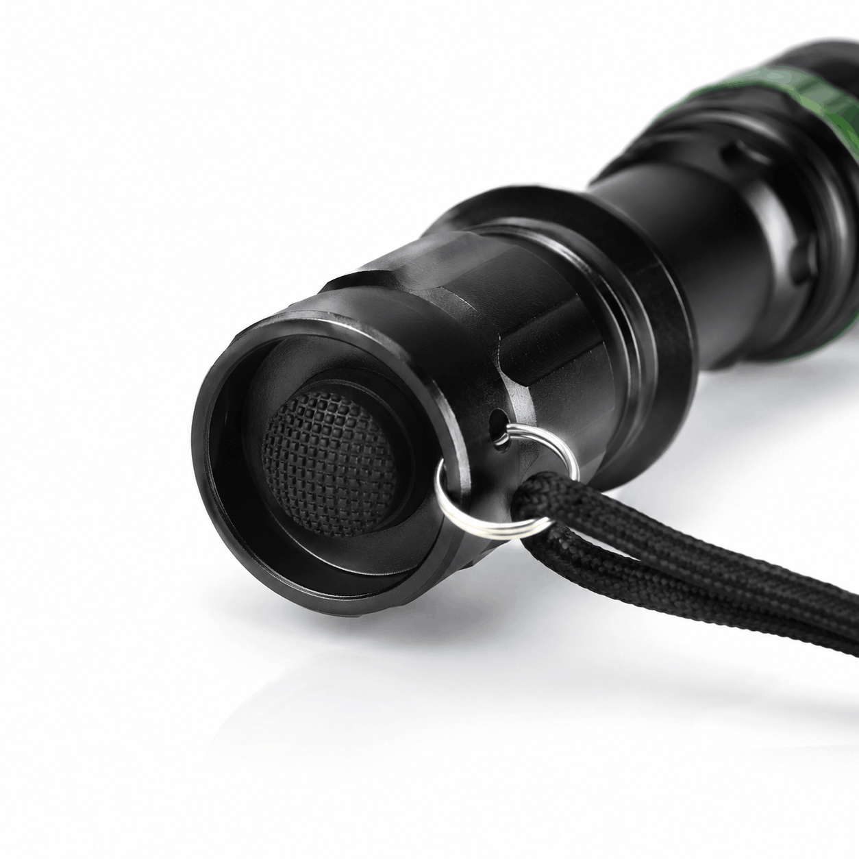 Тактически LED фенер BlackAirsoft GREENFORGE с Zoom, Li-ion батерия