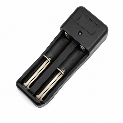 Lampe torche LED UltraFire – kit avec 2 batteries et chargeur